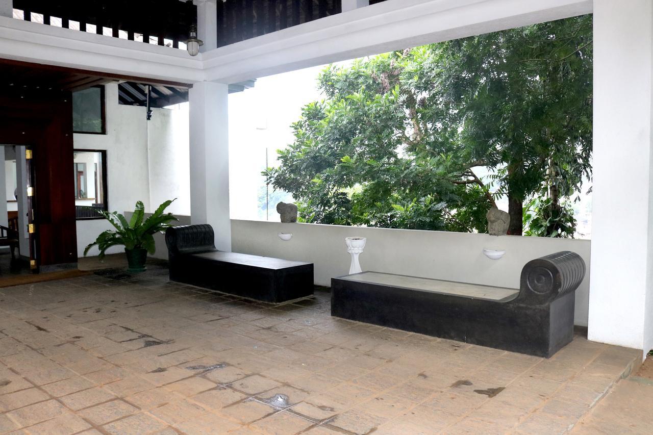 Hotel Hilltop Kandy Luaran gambar