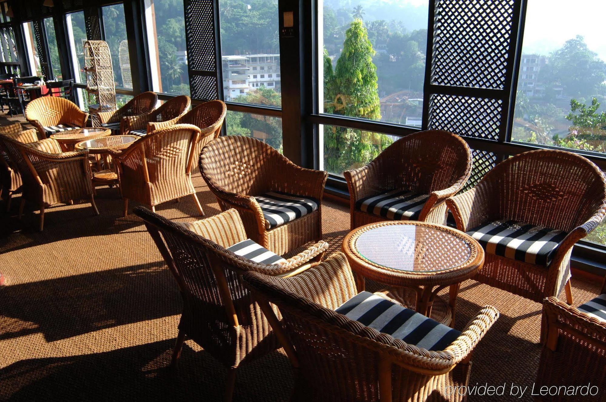 Hotel Hilltop Kandy Restoran gambar